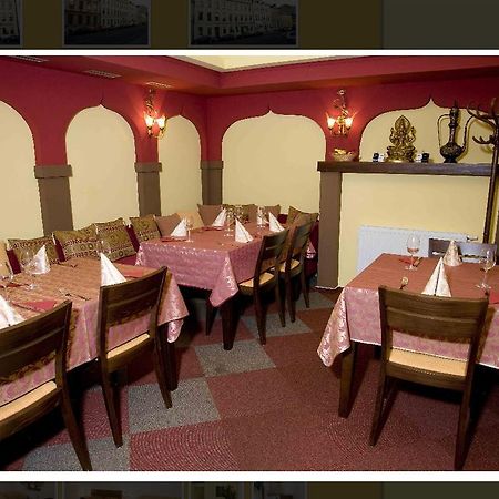 Hotel Satyam Brno Buitenkant foto